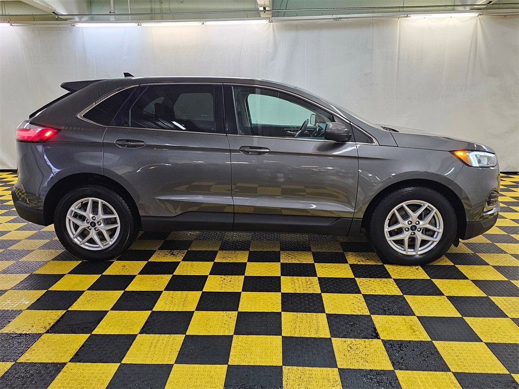 Used 2021 Ford Edge SEL w/ Cargo Accessory Package image 2