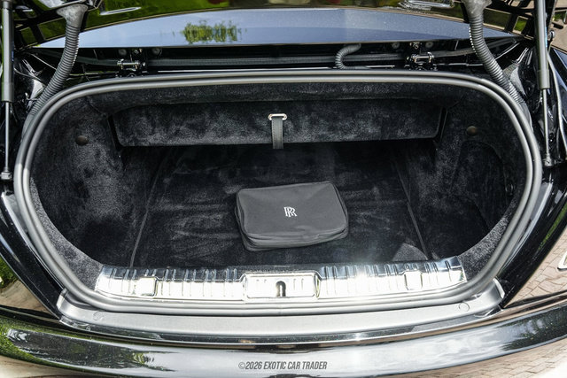 Used 2019 Rolls-Royce Dawn RWD image 71