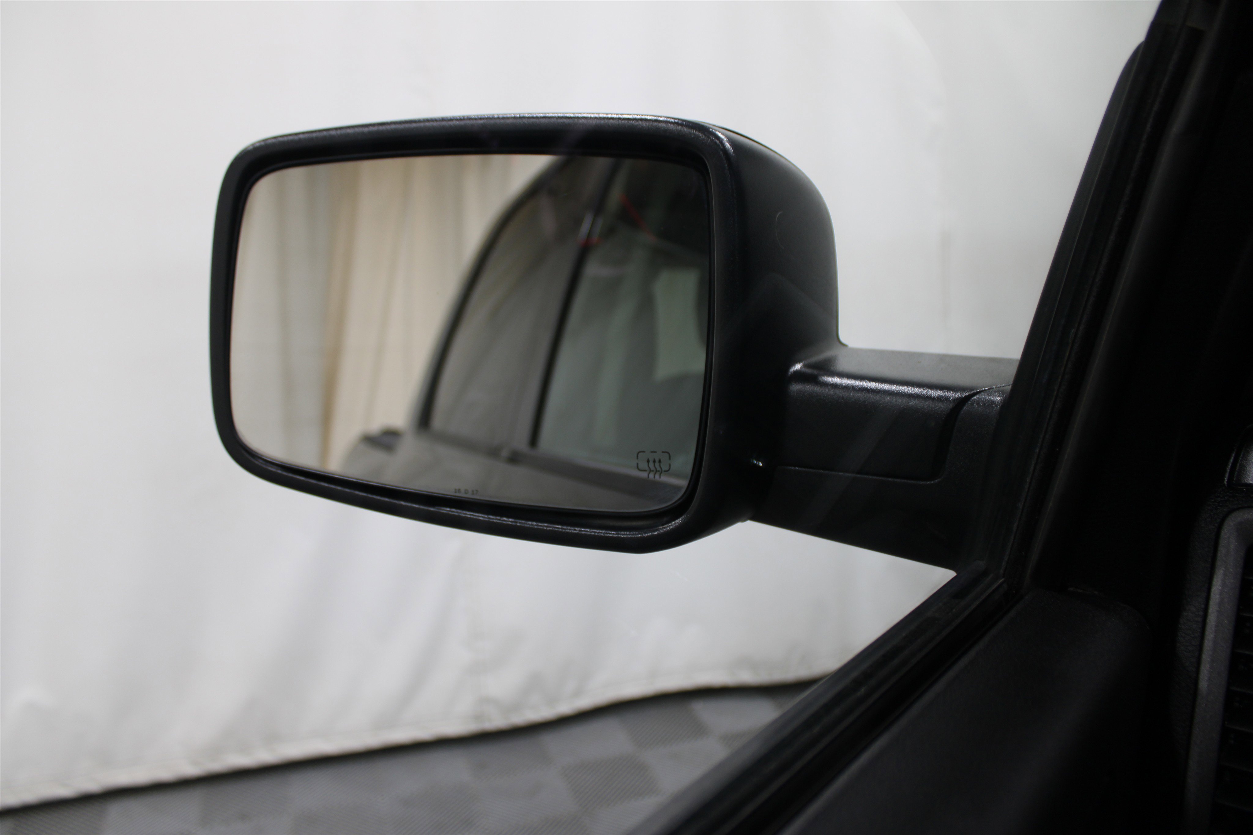 Used 2017 RAM 1500 Express w/ Express Value Package image 12