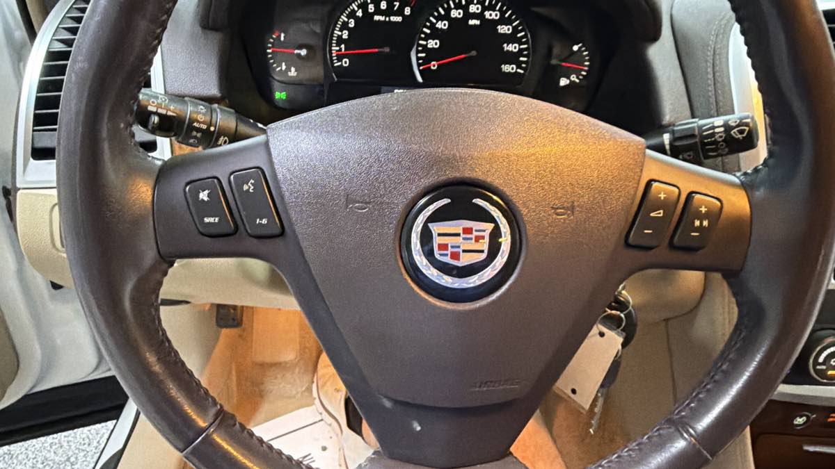 Used 2007 Cadillac SRX RWD image 15