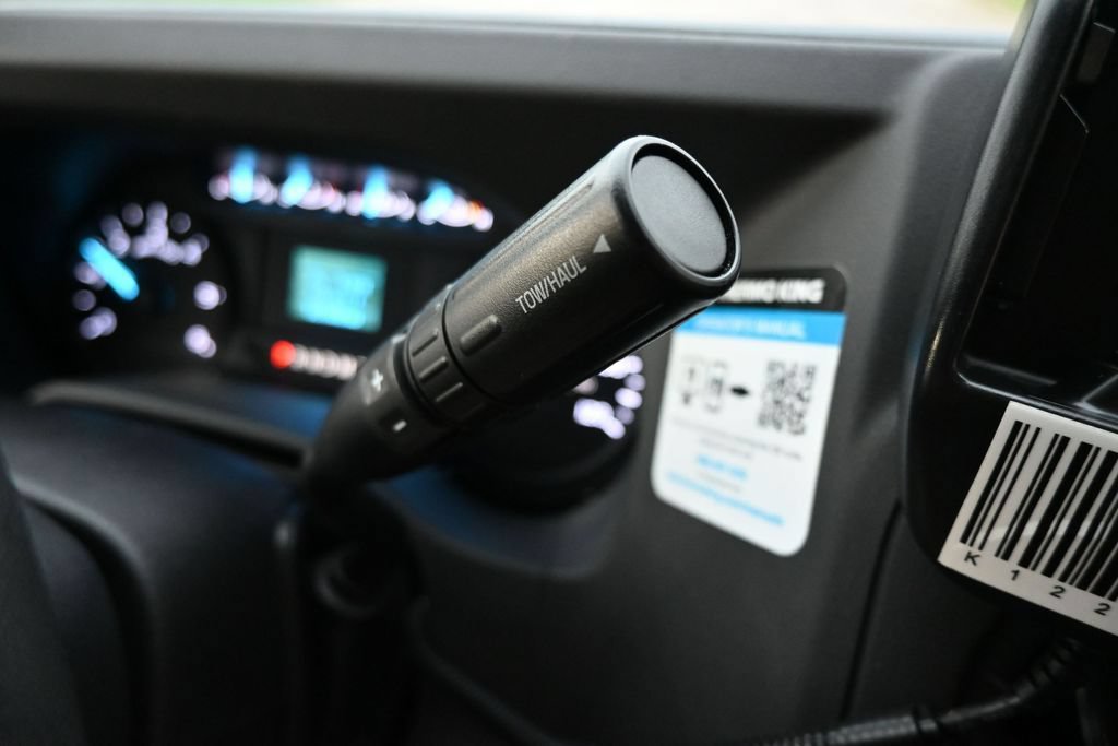 Used 2023 Ford E-350 and Econoline 350 Super Duty w/ Power Windows & Locks Group RWD image 36