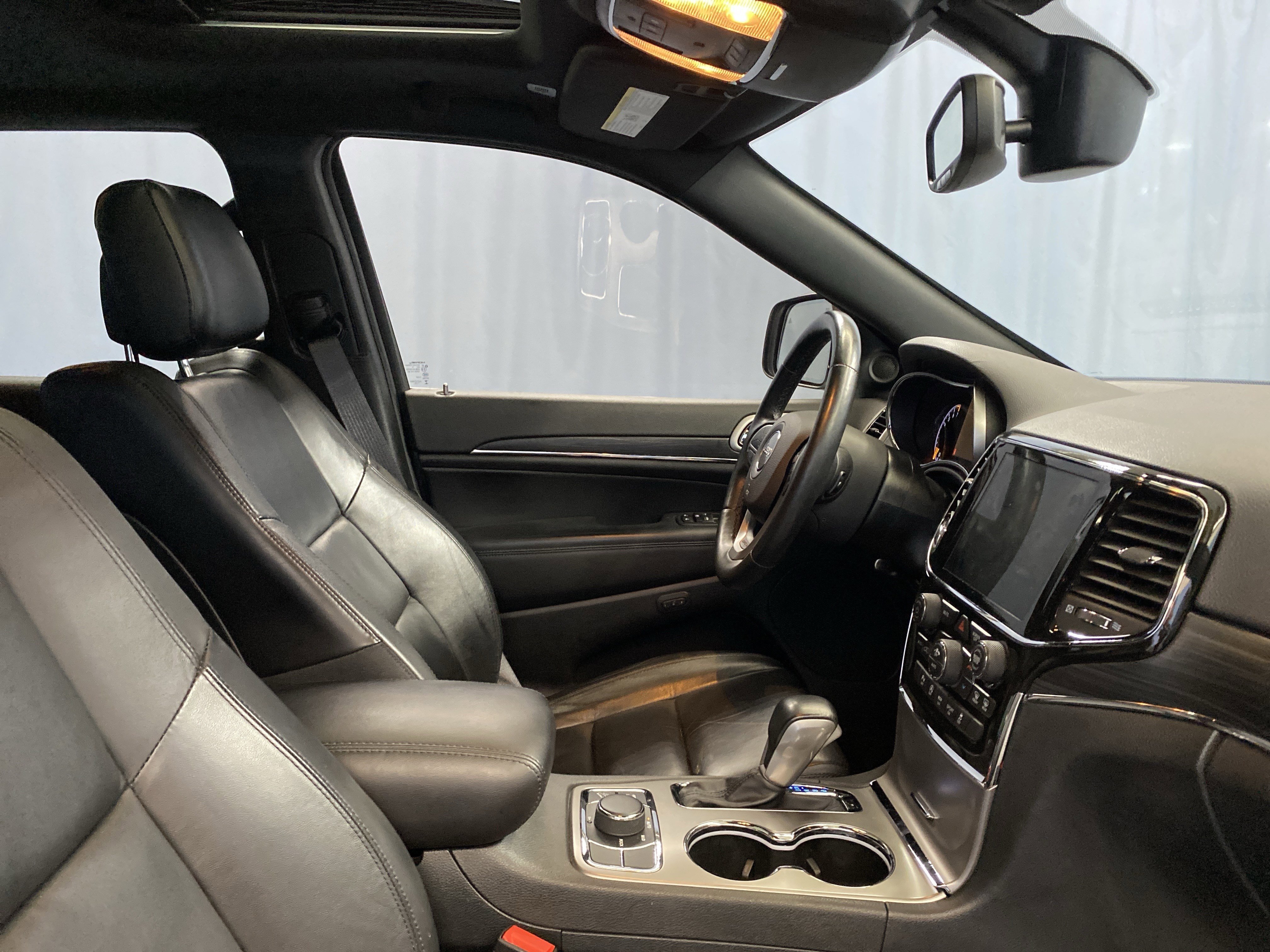 Certified 2022 Jeep Grand Cherokee Limited image 50