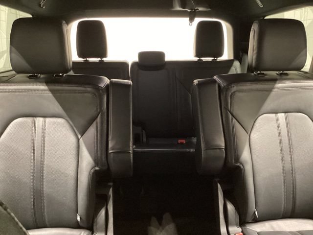 Used 2019 Ford Expedition Limited w/ Special Edition Package AWD/4WD image 25