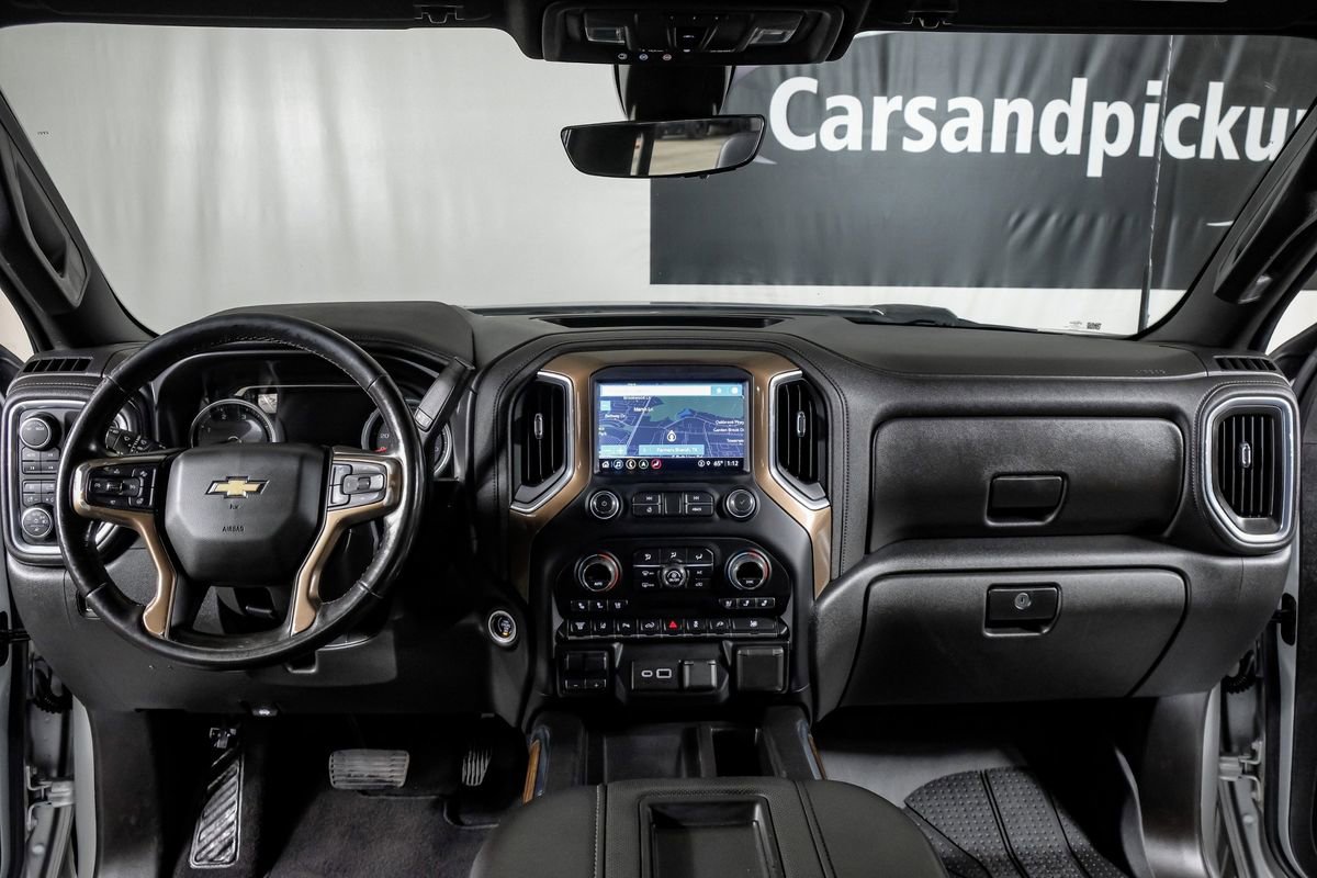 Used 2021 Chevrolet Silverado 3500 High Country w/ Snow Plow Prep/Camper Package image 15