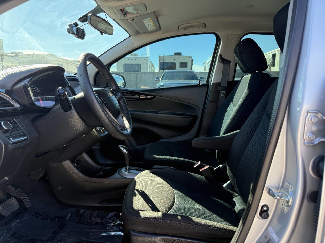 Used 2022 Chevrolet Spark LT image 15