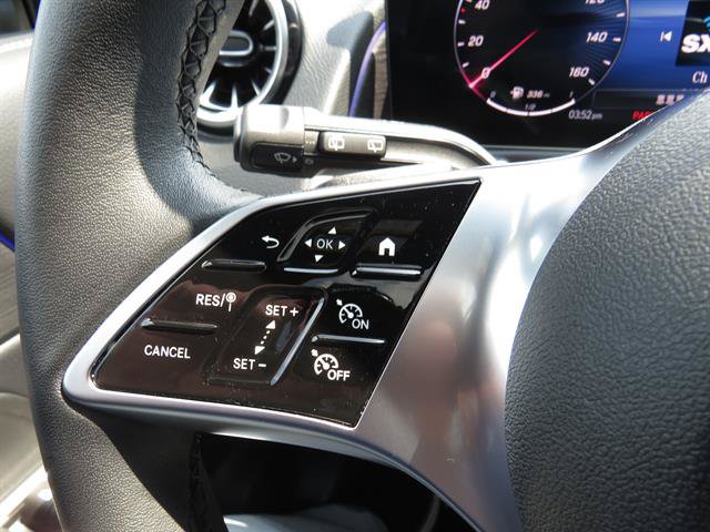 Used 2026 Mercedes-Benz GLB 250 4MATIC image 11
