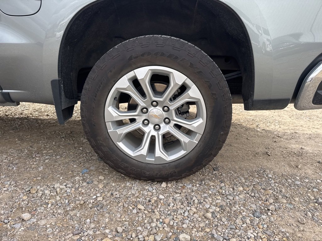 Used 2023 Chevrolet Silverado 1500 LTZ w/ LTZ Premium Package image 53