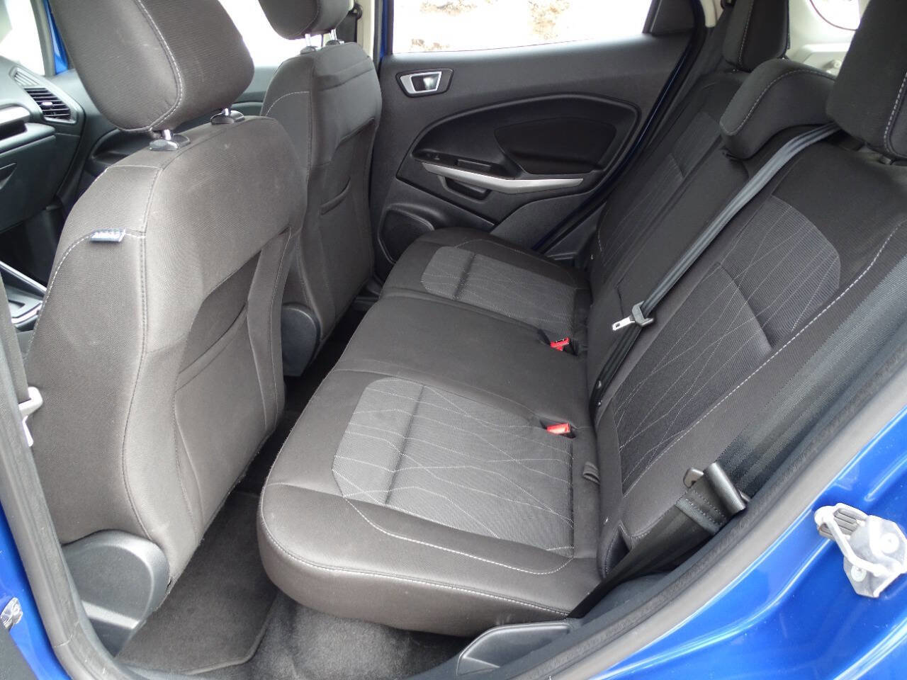 Used 2019 Ford EcoSport SE image 29