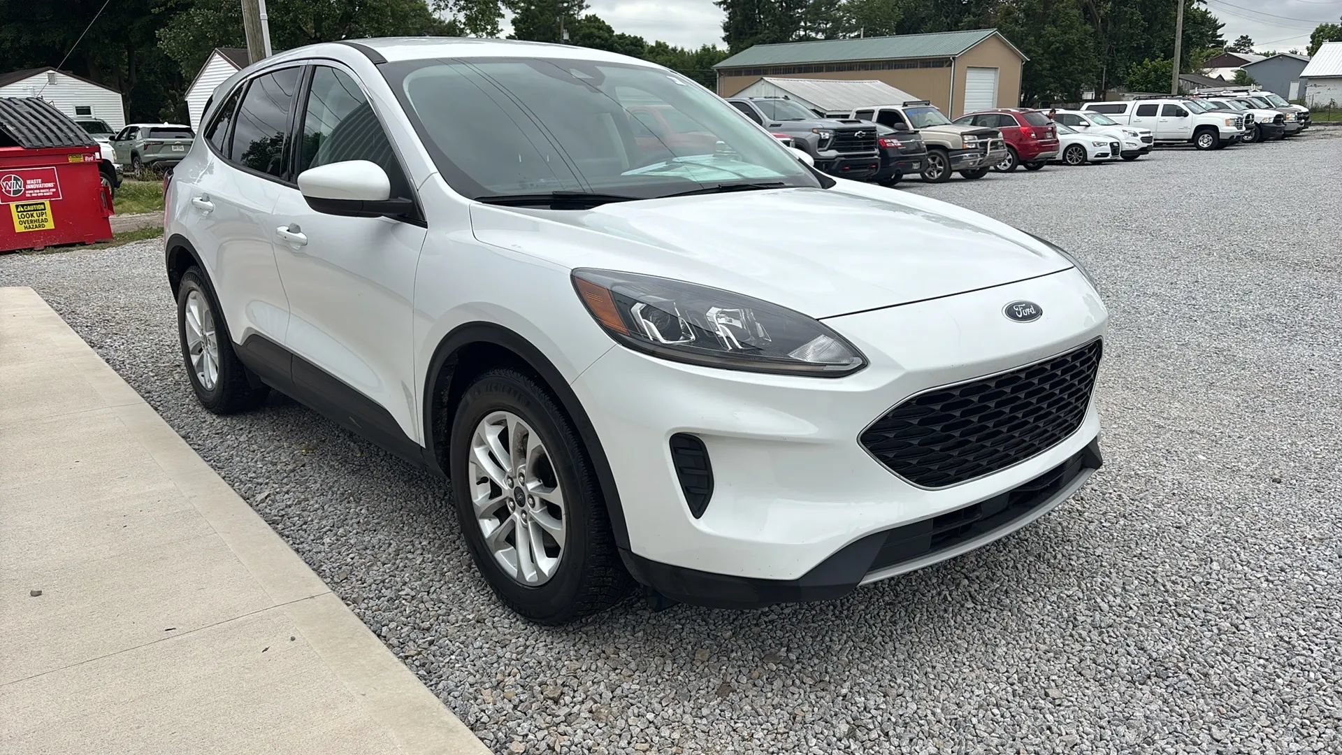 Used 2021 Ford Escape SE FWD image 9