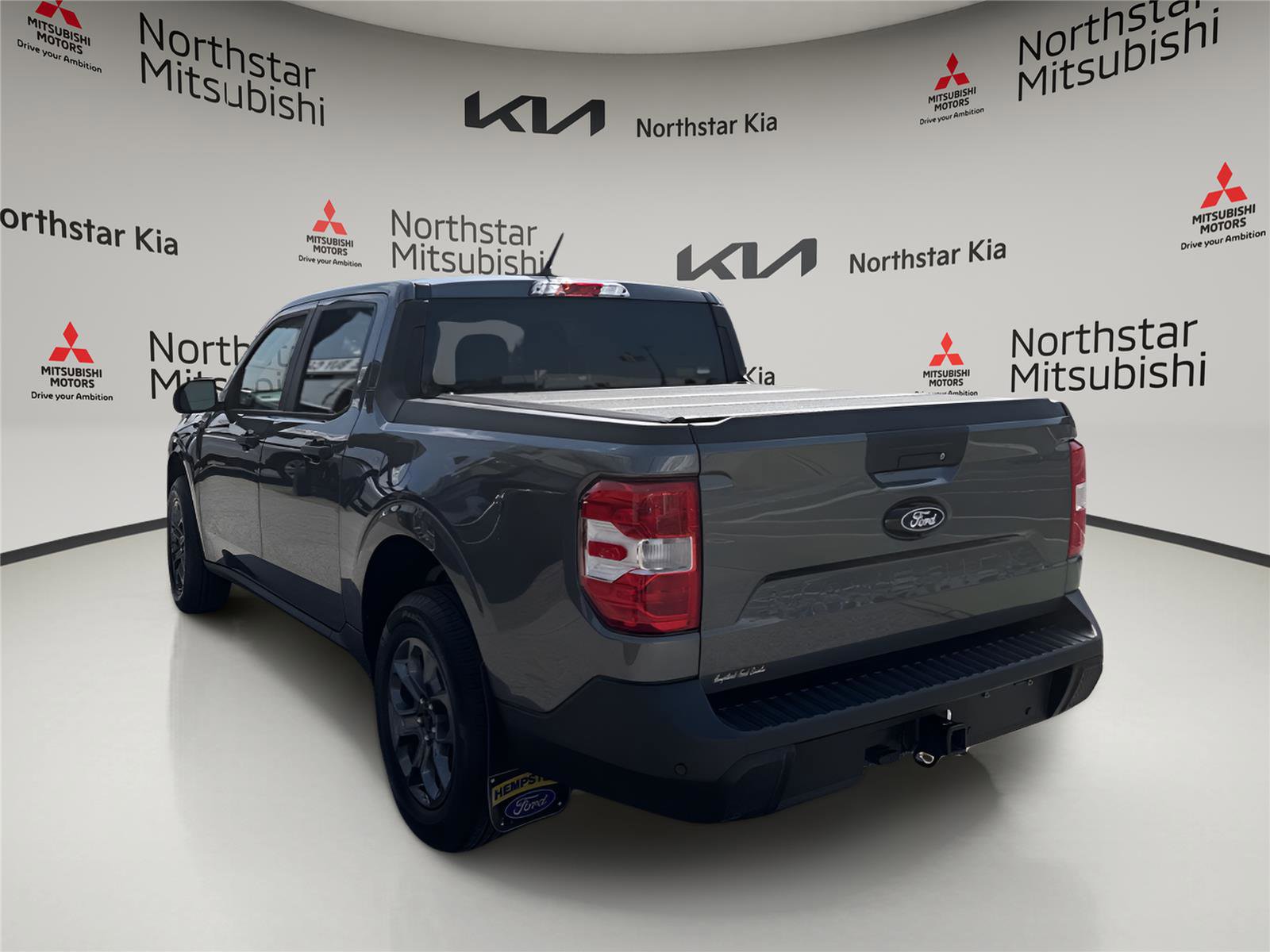 Used 2025 Ford Maverick XLT w/ XLT Luxury Package image 3