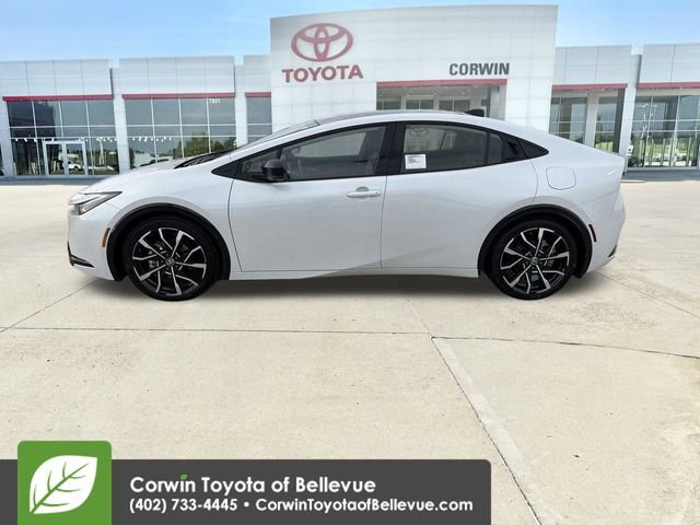 New 2026 Toyota Prius Plug-In Hybrid FWD image 5