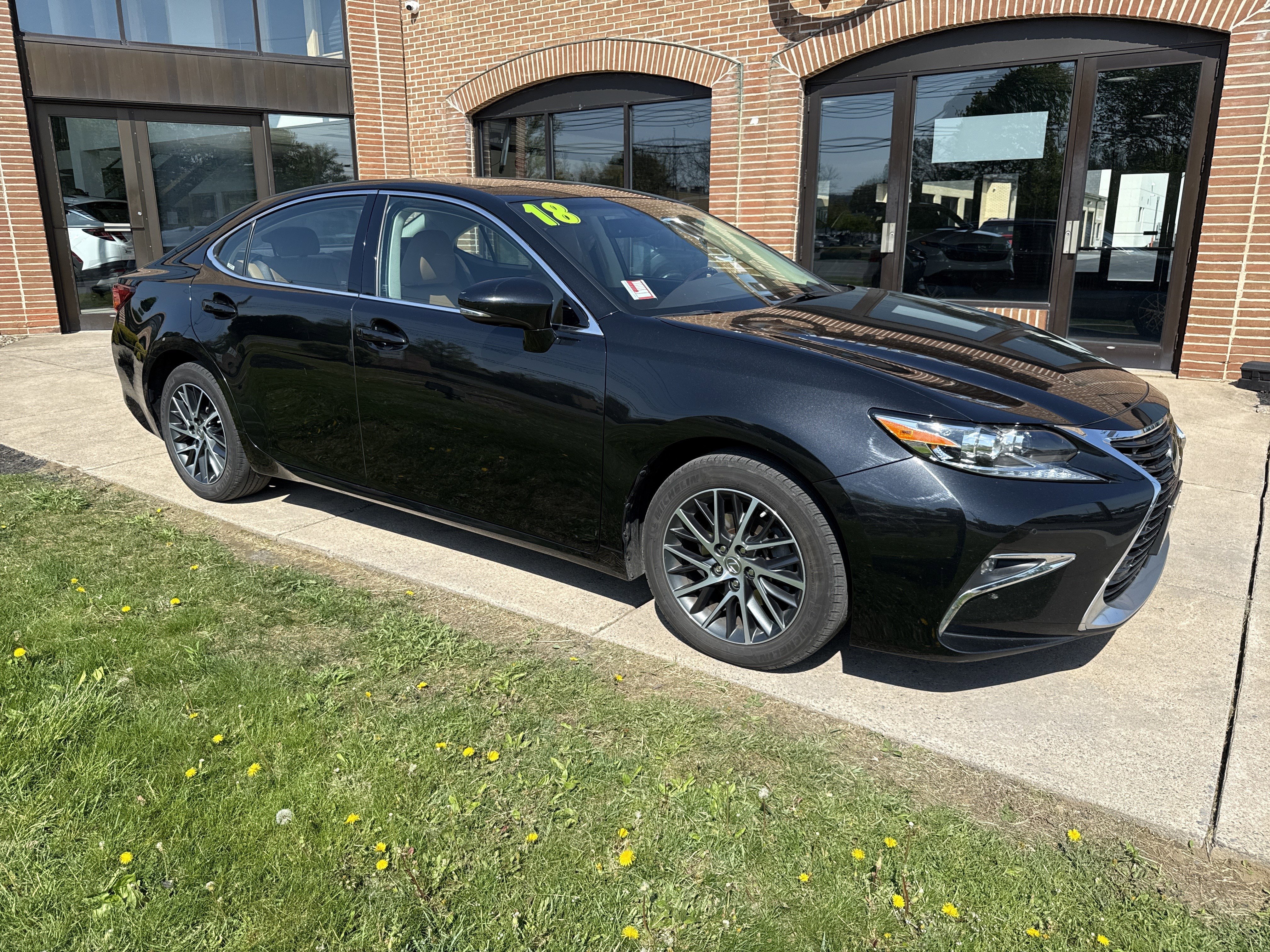 Used 2018 Lexus ES 350 w/ Luxury Package w/Wood Trim