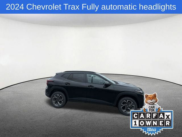 Used 2024 Chevrolet Trax LT w/ Driver Confidence Package image 24