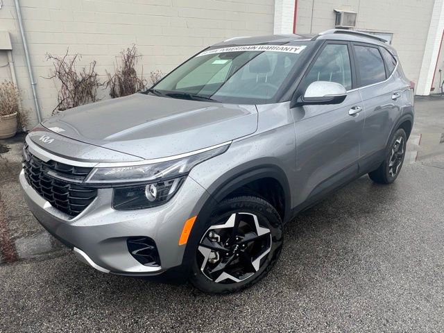 Certified 2025 Kia Seltos EX