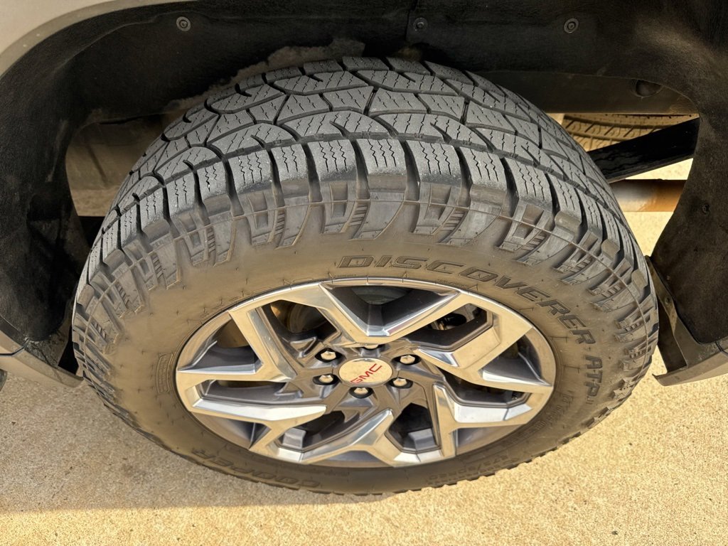 Used 2023 GMC Sierra 1500 SLT image 22