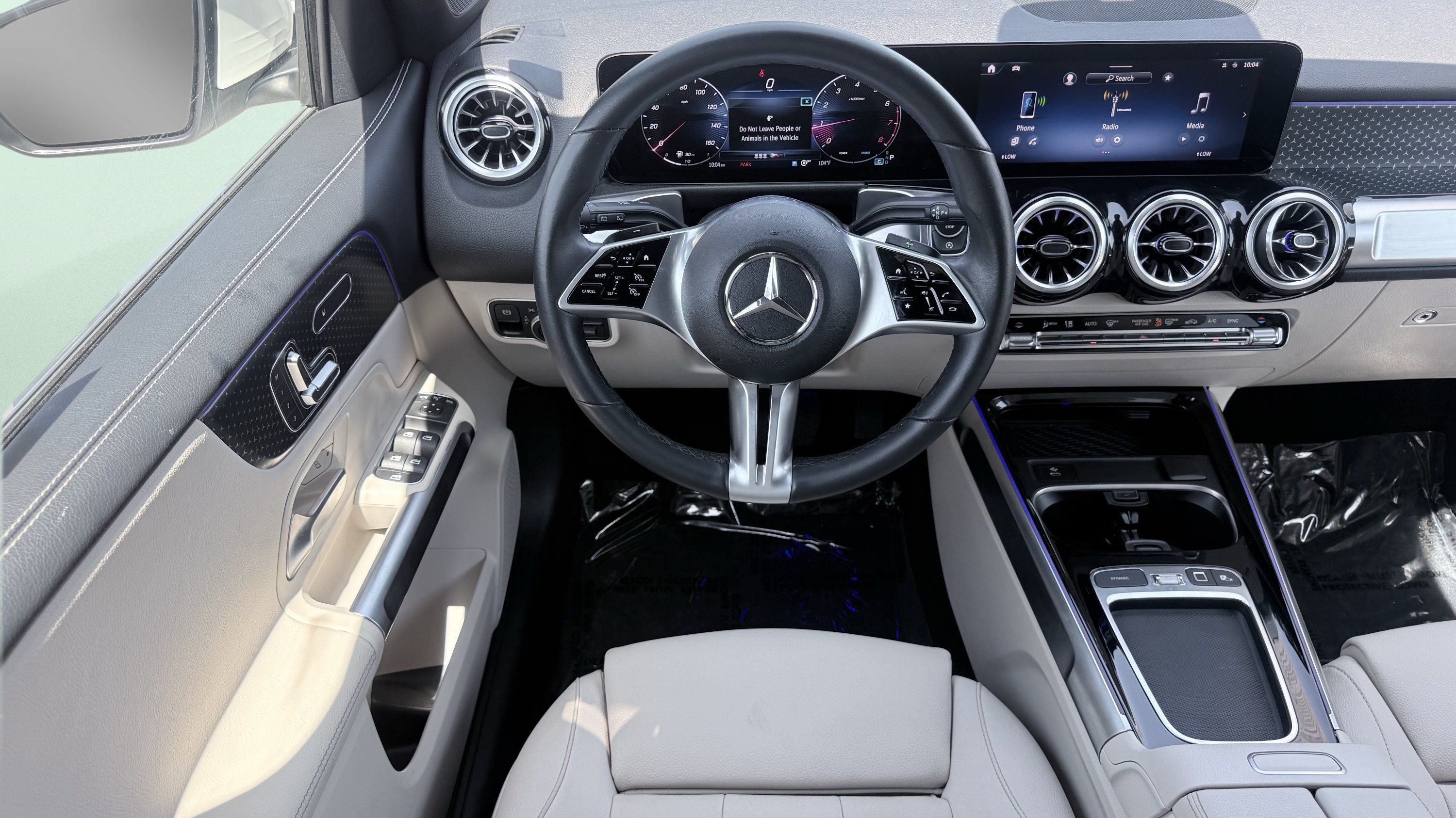 Used 2025 Mercedes-Benz GLB 250 image 50