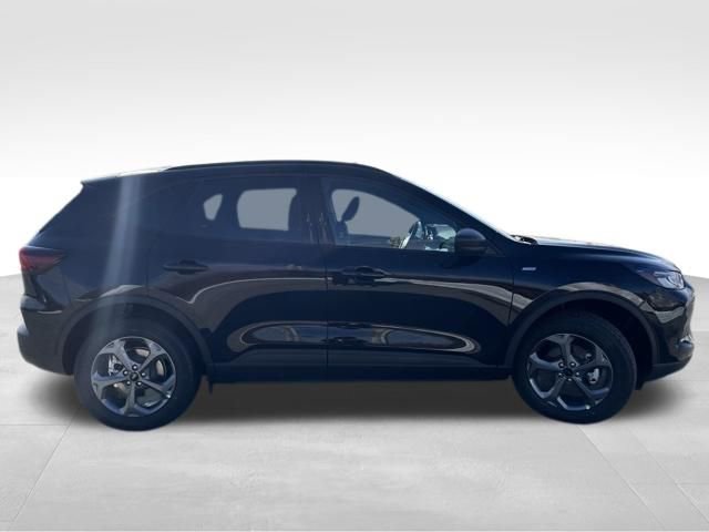 New 2026 Ford Escape ST-Line w/ Cold Weather Package image 8
