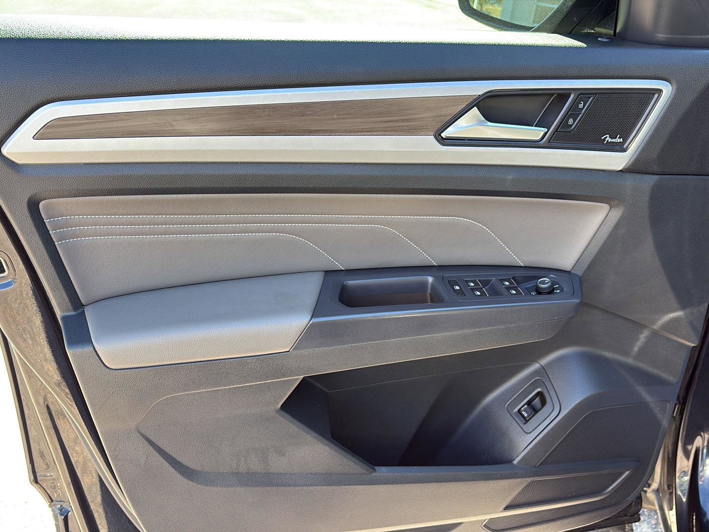 Used 2021 Volkswagen Atlas SEL Premium image 13