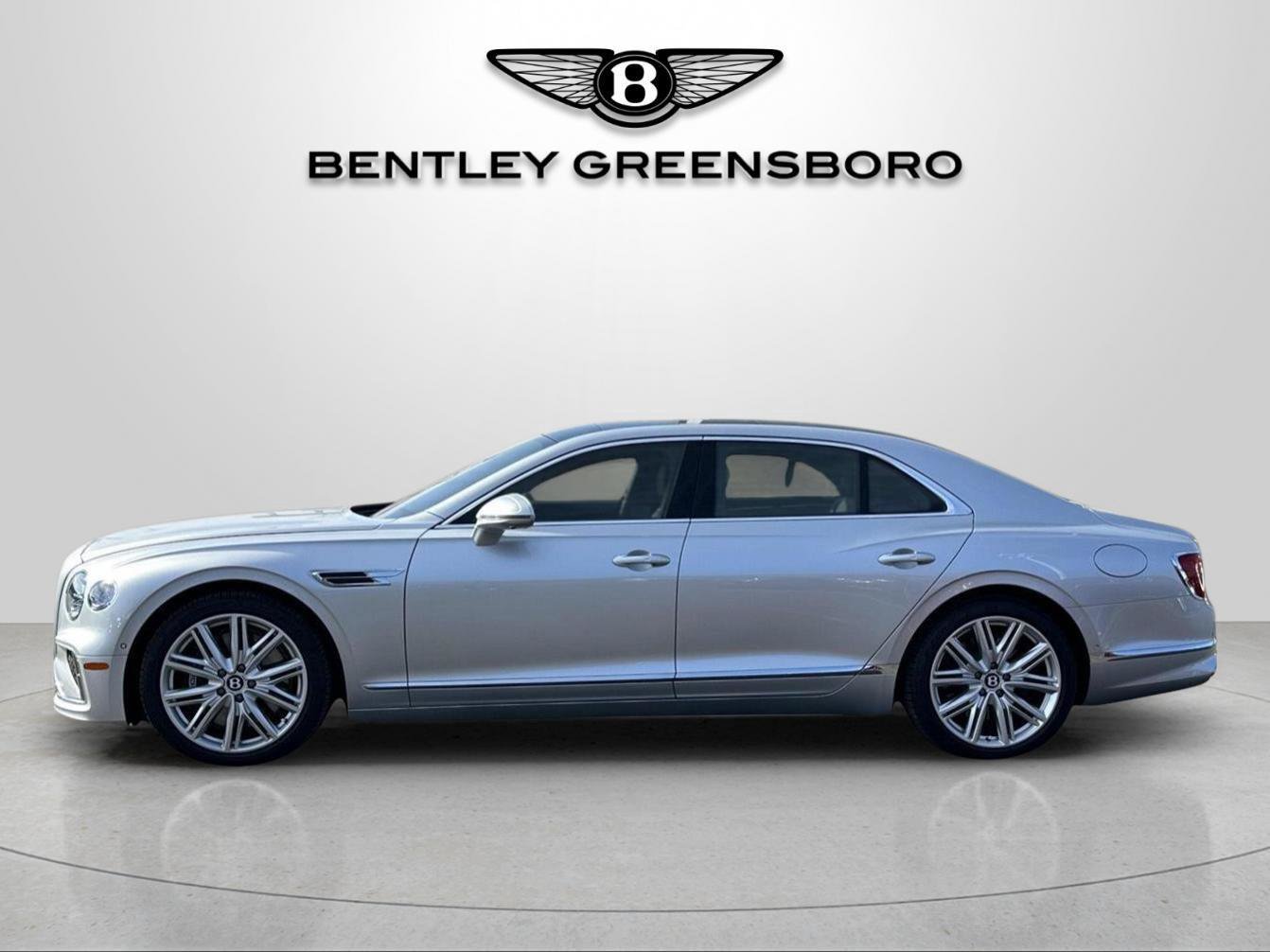 New 2026 Bentley Flying Spur V8 AWD/4WD image 5