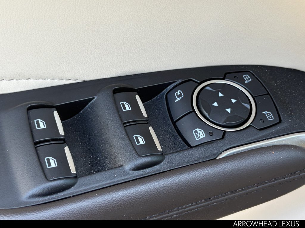 Used 2019 Lincoln MKC Reserve w/ MKC Technology Package FWD image 18