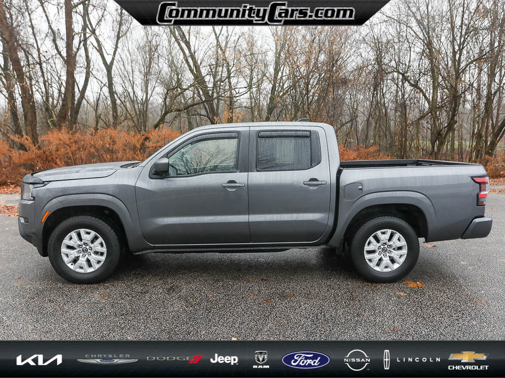 Used 2023 Nissan Frontier SV image 4