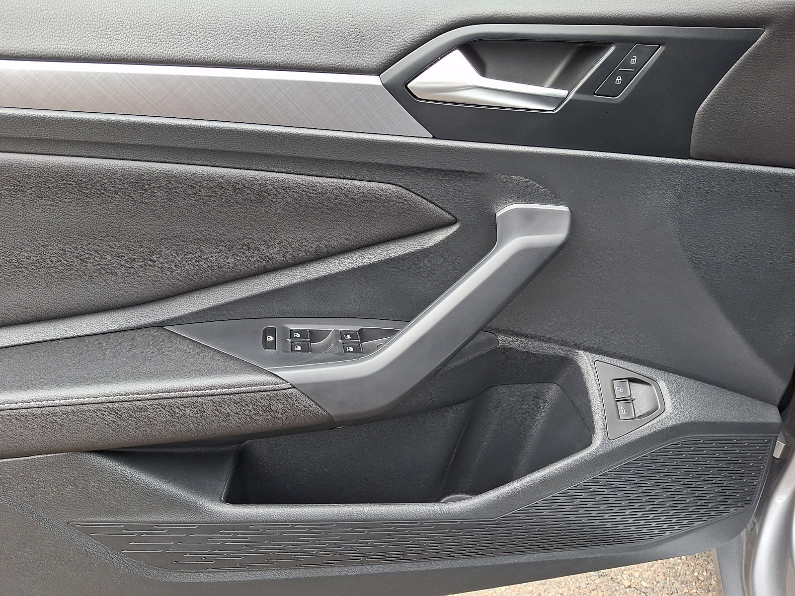 Used 2023 Volkswagen Jetta SE FWD image 13