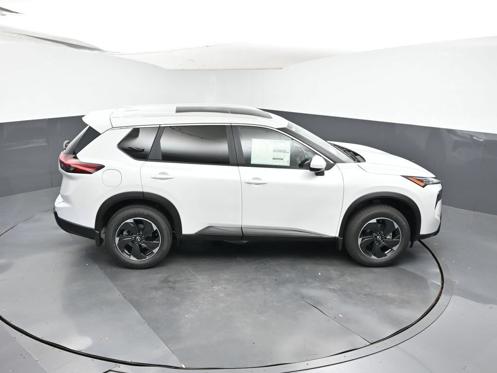 Used 2026 Nissan Rogue SV w/ SV Premium Package AWD/4WD image 22