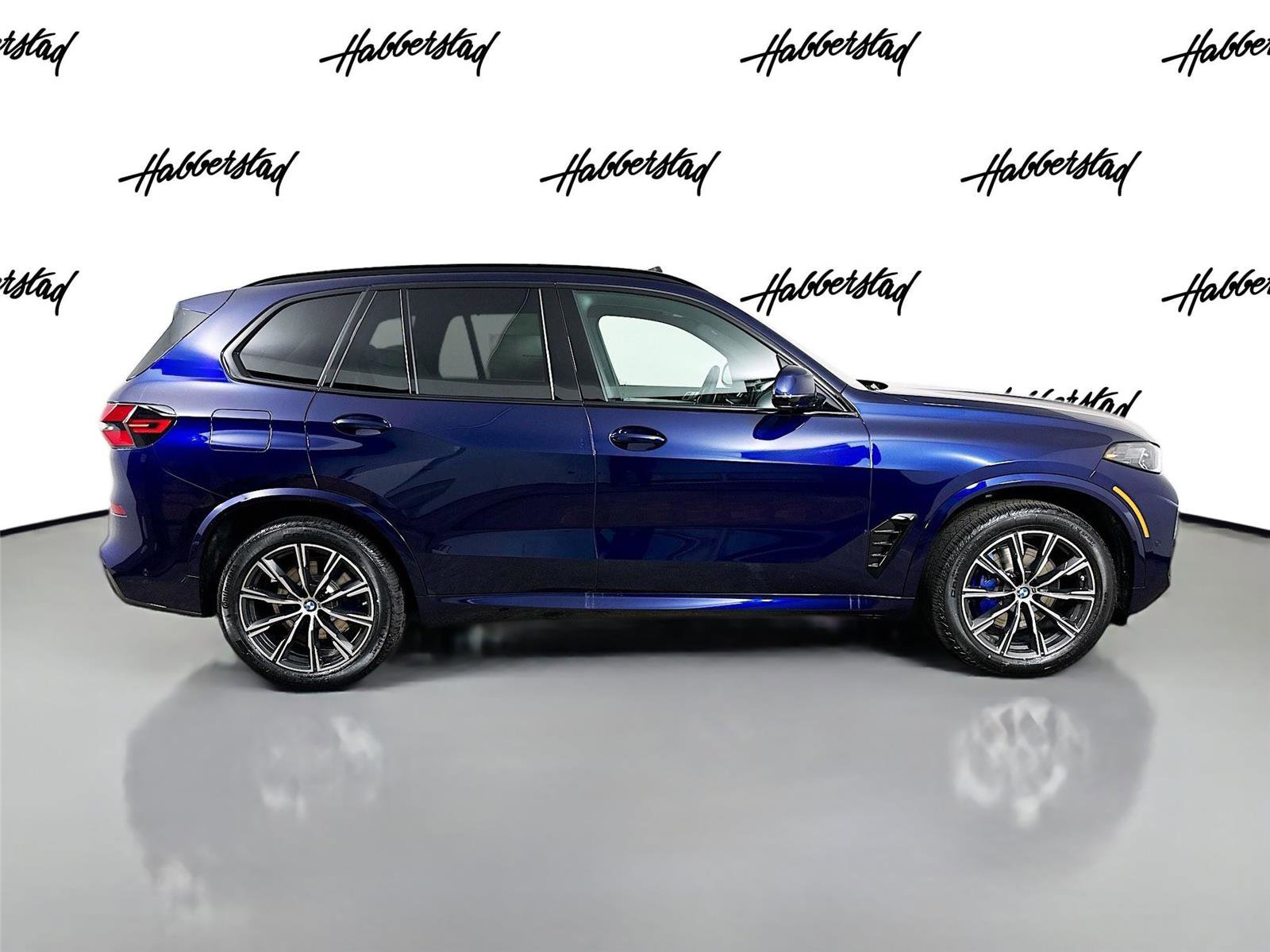 New 2026 BMW X5 xDrive40i w/ M Sport Package image 4