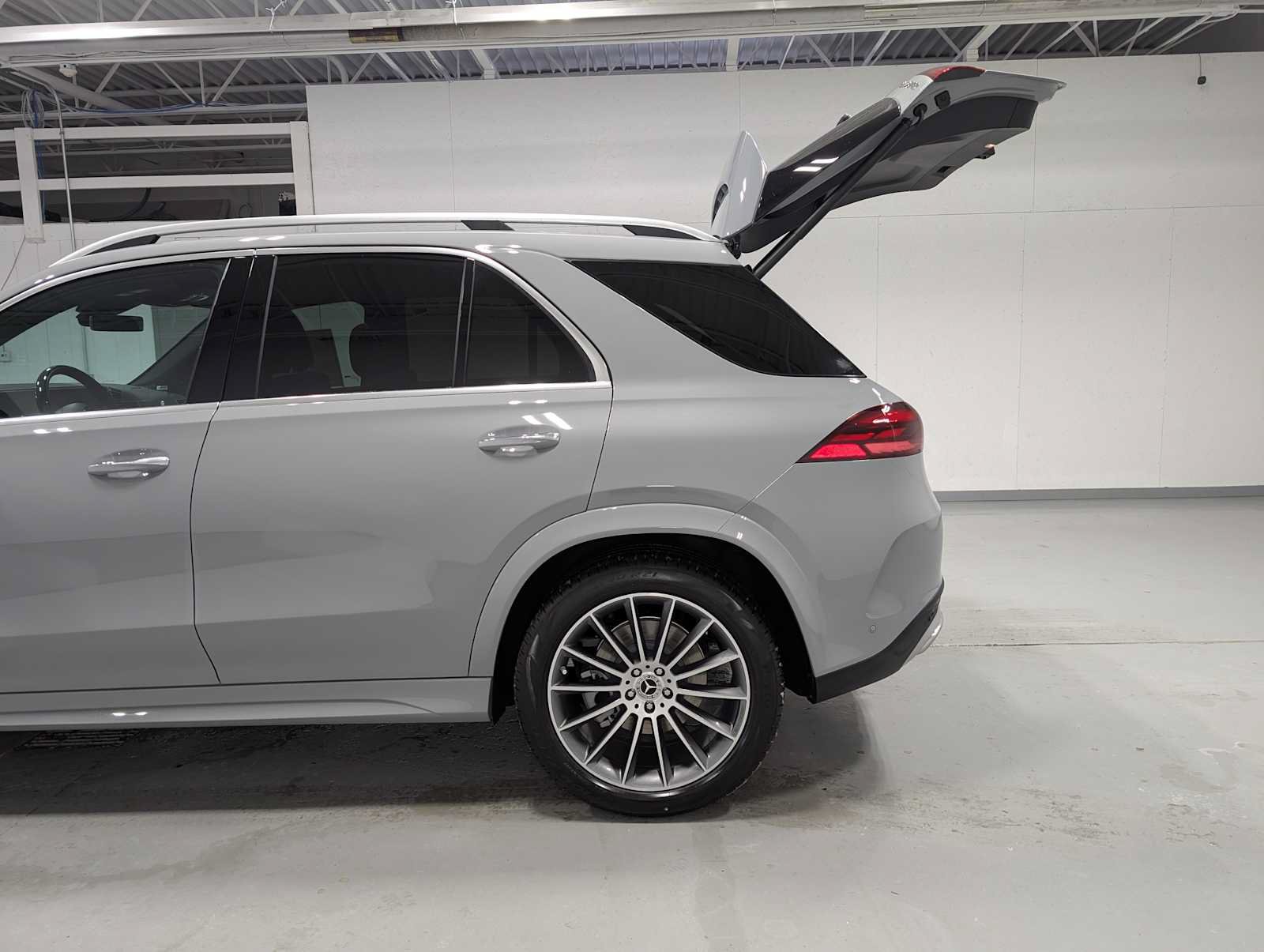 Certified 2026 Mercedes-Benz GLE 450 4MATIC image 9