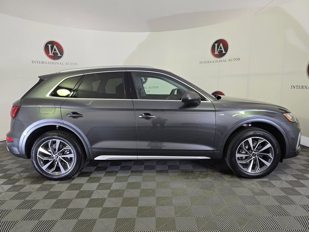 Used 2025 Audi Q5 2.0T Premium image 3