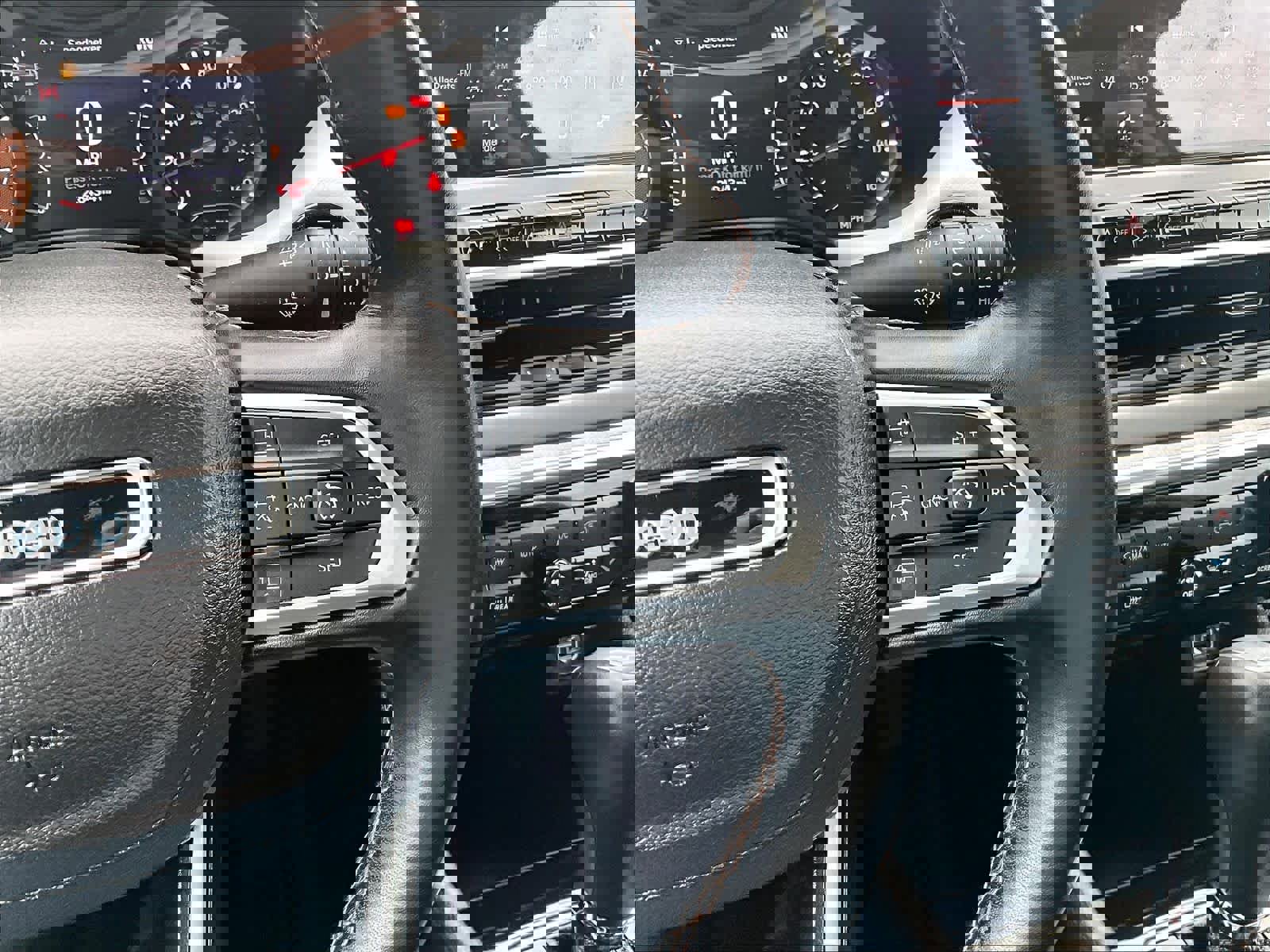 Used 2022 Jeep Compass Limited AWD/4WD image 24