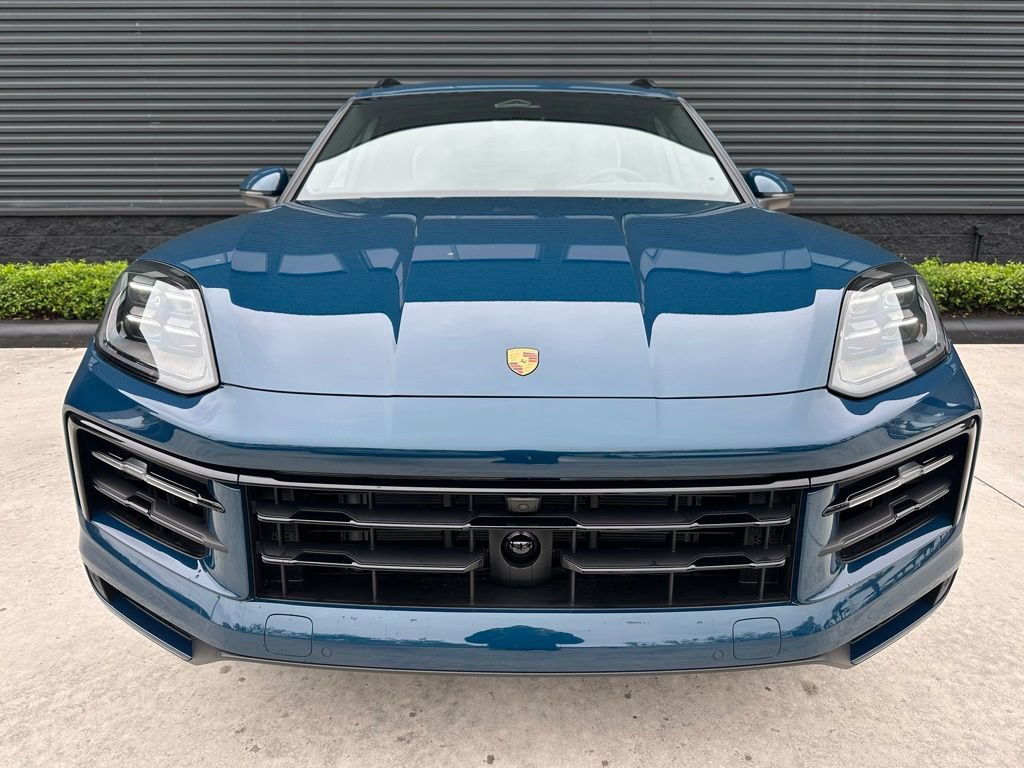 Used 2026 Porsche Cayenne AWD/4WD image 8