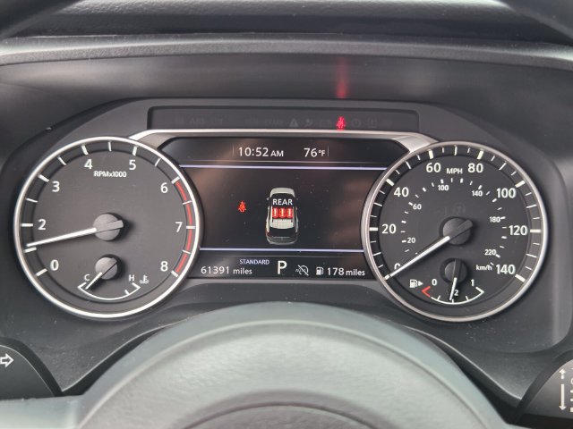 Used 2024 Nissan Rogue S FWD image 27