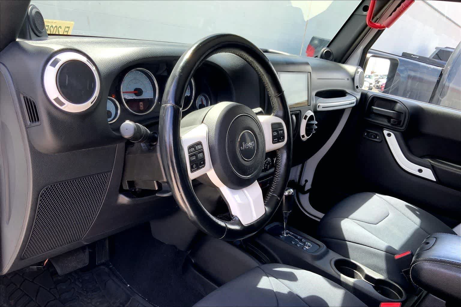 Used 2014 Jeep Wrangler Sahara AWD/4WD image 2