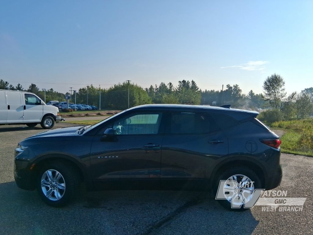 Used 2021 Chevrolet Blazer LT AWD/4WD image 3