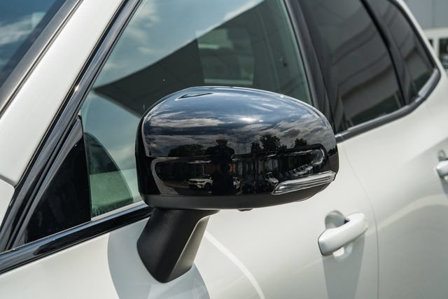 Certified 2023 Volvo XC60 T8 Plus w/ Climate Package AWD/4WD image 15