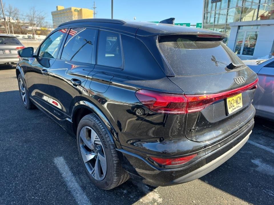 Used 2025 Audi Q6 e-tron Premium Plus w/ Premium Plus image 4