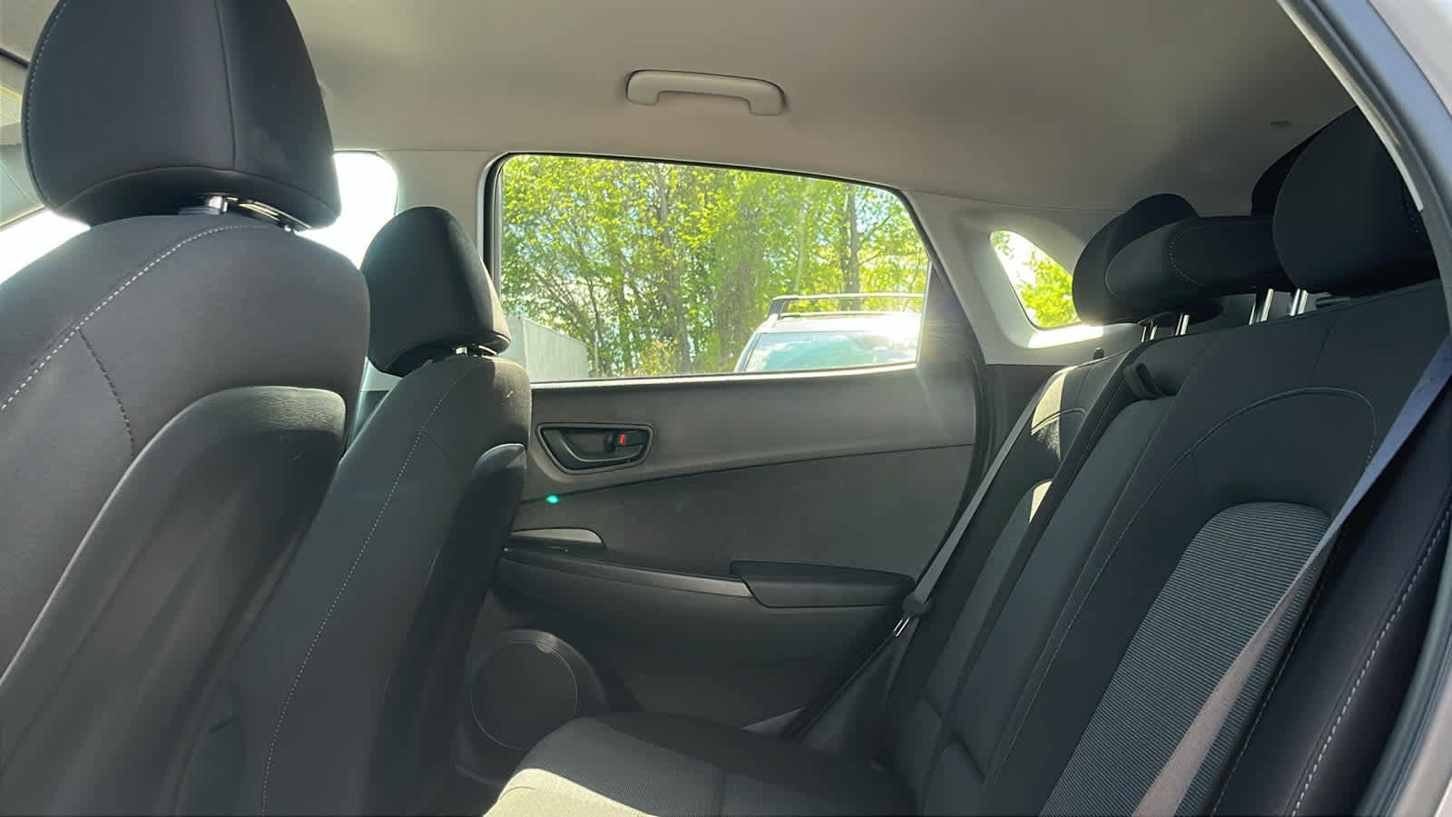 Used 2023 Hyundai Kona SEL AWD/4WD image 21