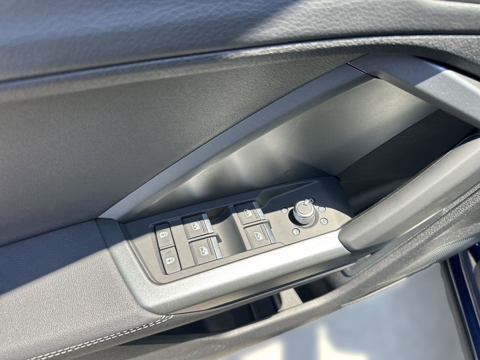 New 2025 Audi Q3 2.0T Premium image 20