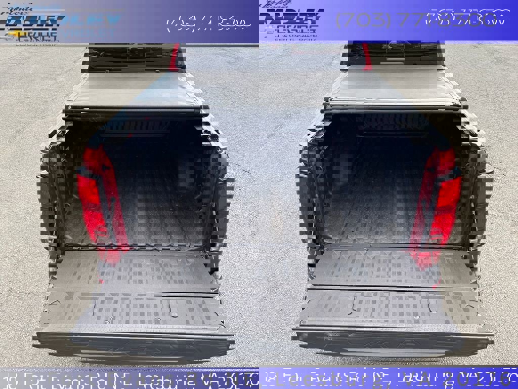 Used 2024 Chevrolet Colorado LT w/ LT Convenience Package III image 11