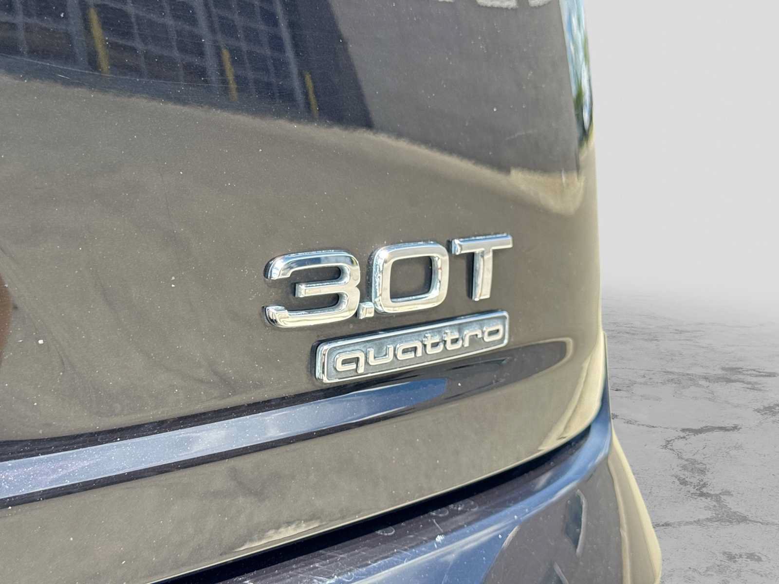 Used 2018 Audi Q7 3.0T Prestige w/ Prestige Package AWD/4WD image 14