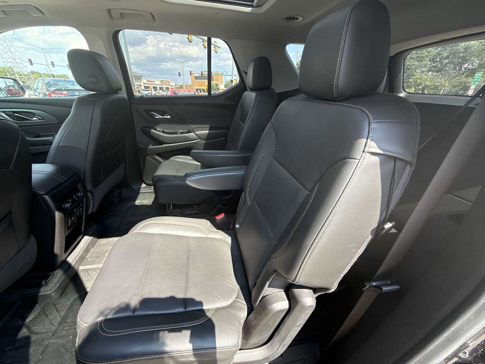 Certified 2020 Chevrolet Traverse Premier w/ LPO, Floor Liner Package AWD/4WD image 26