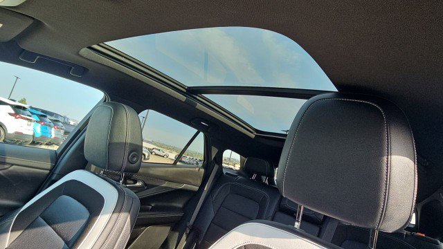 Used 2024 Chevrolet Blazer EV LT image 18