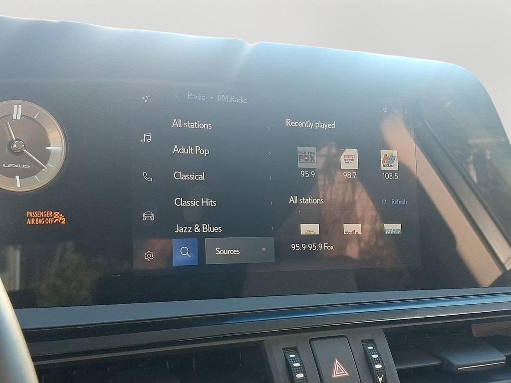 Used 2024 Lexus ES 350 w/ Premium Package image 18