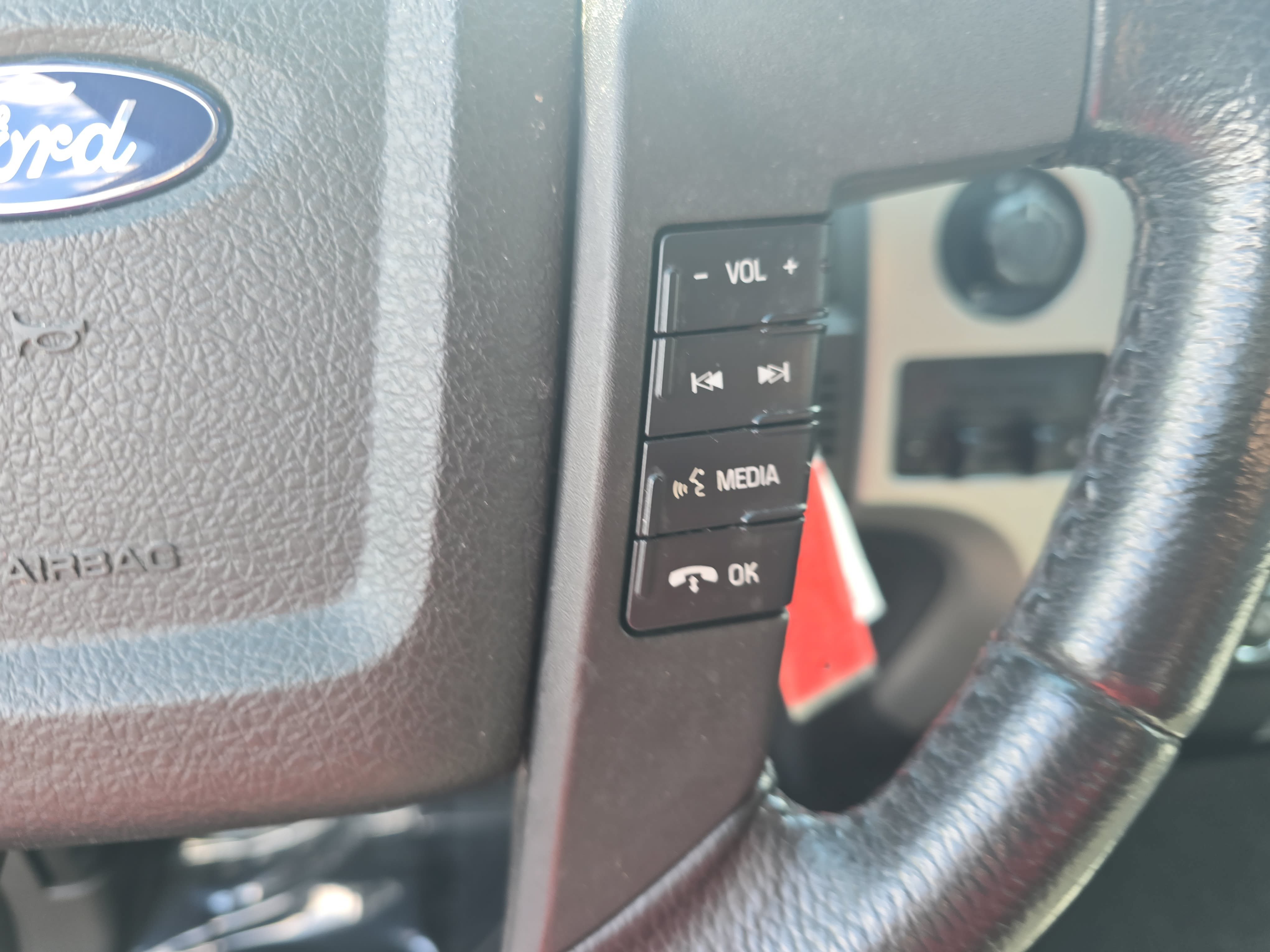 Used 2013 Ford F150 XLT w/ Luxury Equipment Group RWD image 20