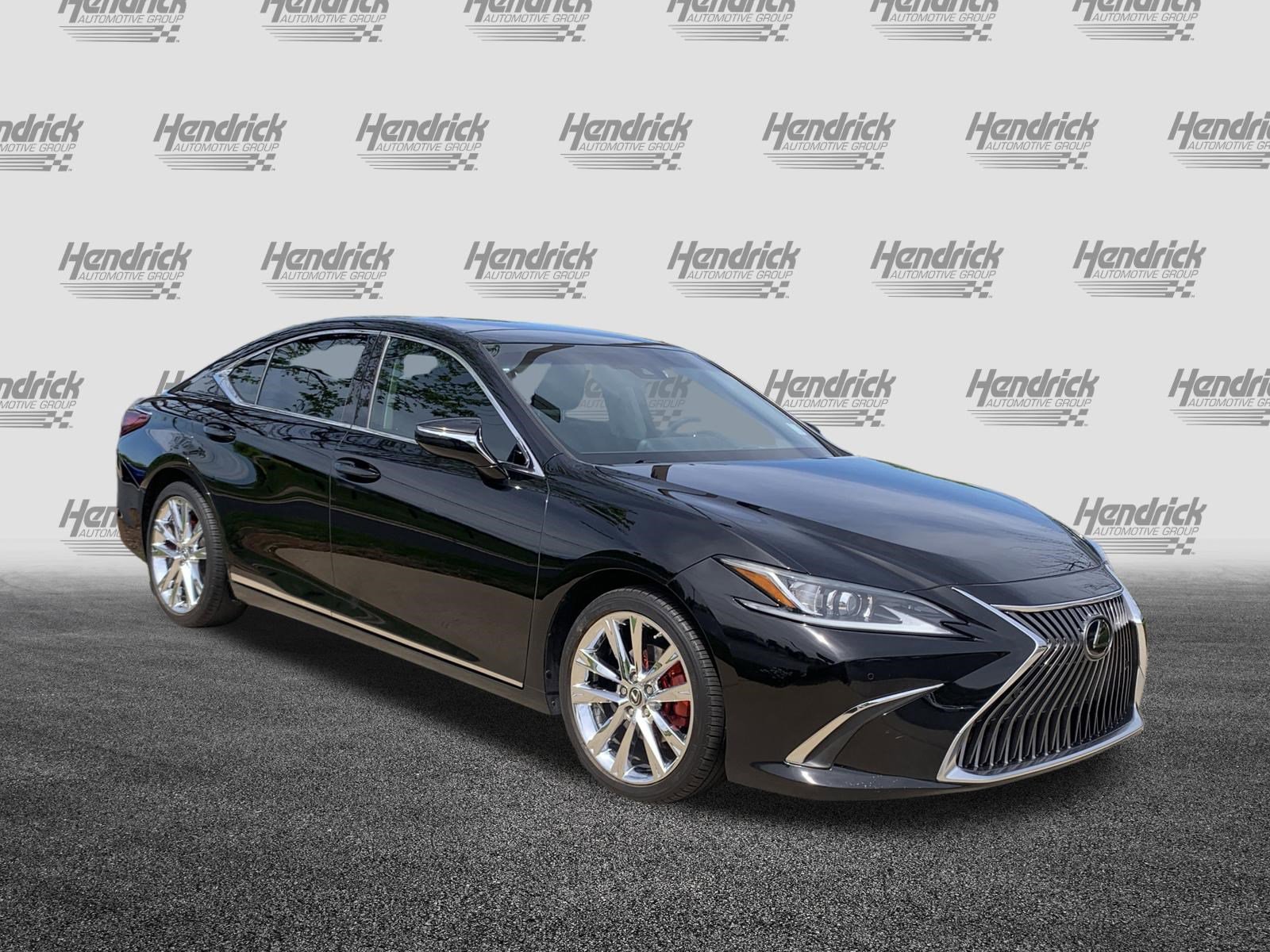 Used 2019 Lexus ES 350 Luxury image 2