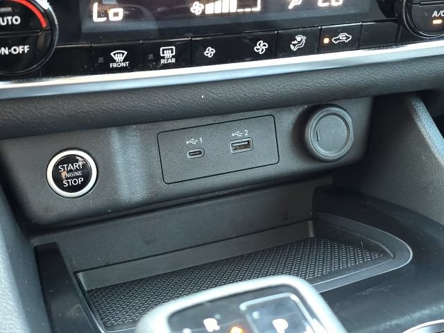 Used 2023 Nissan Rogue SV FWD image 33