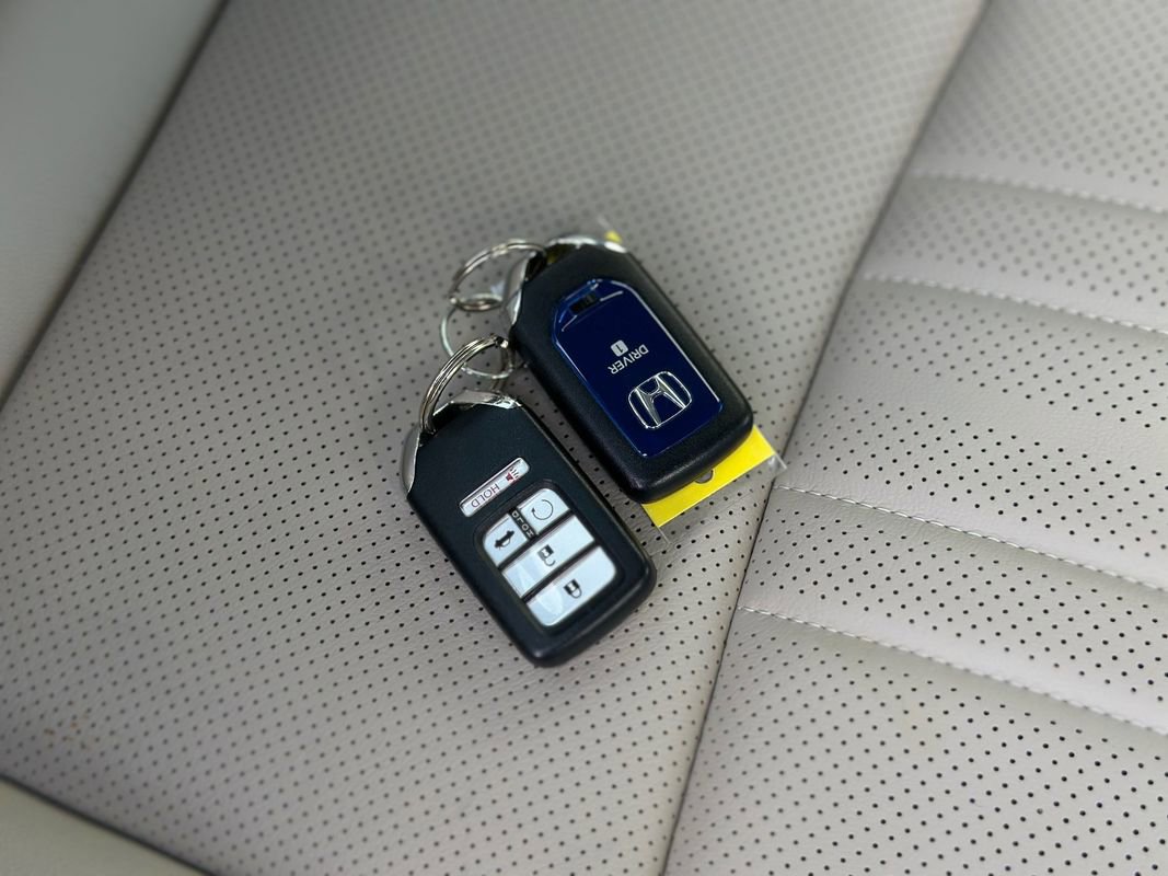 Used 2019 Honda Accord Touring image 35