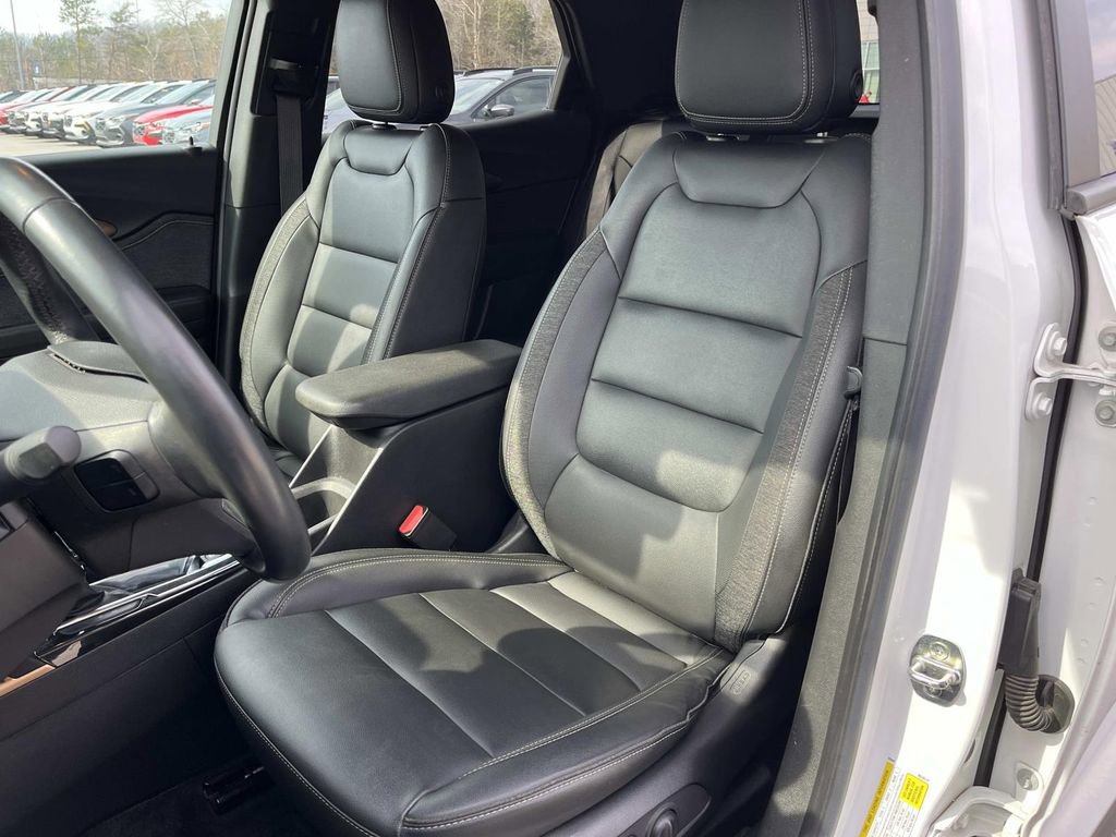 Used 2022 Chevrolet TrailBlazer ACTIV w/ Sun and Liftgate Package image 28