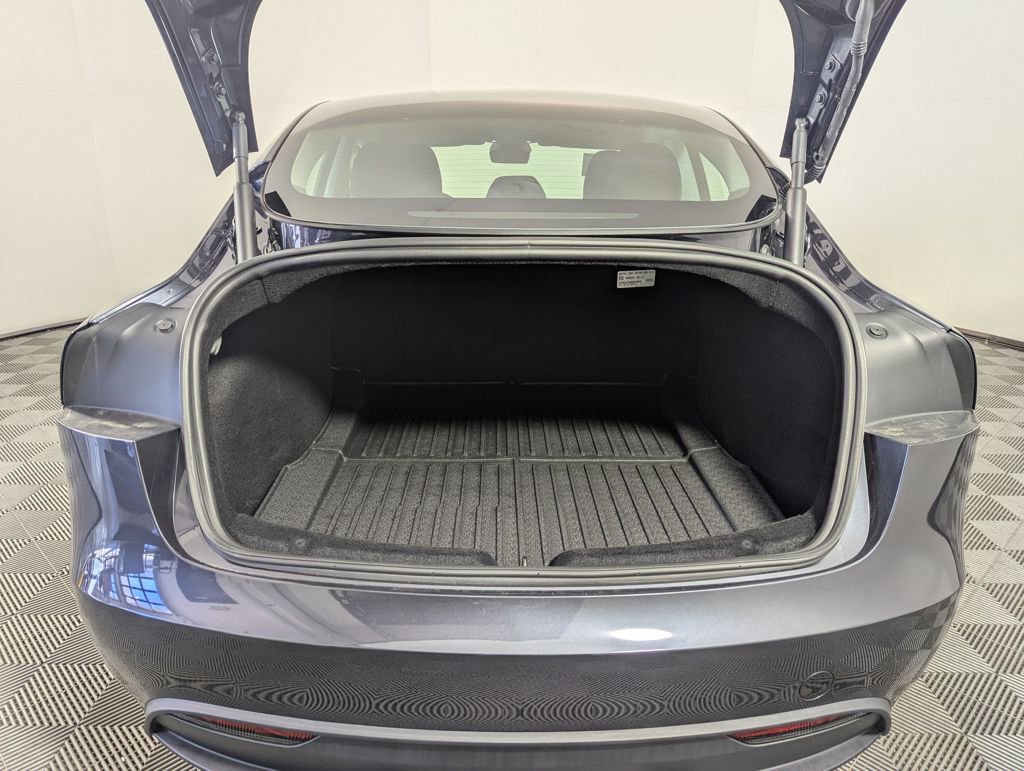 Used 2024 Tesla Model 3 Standard Range image 13
